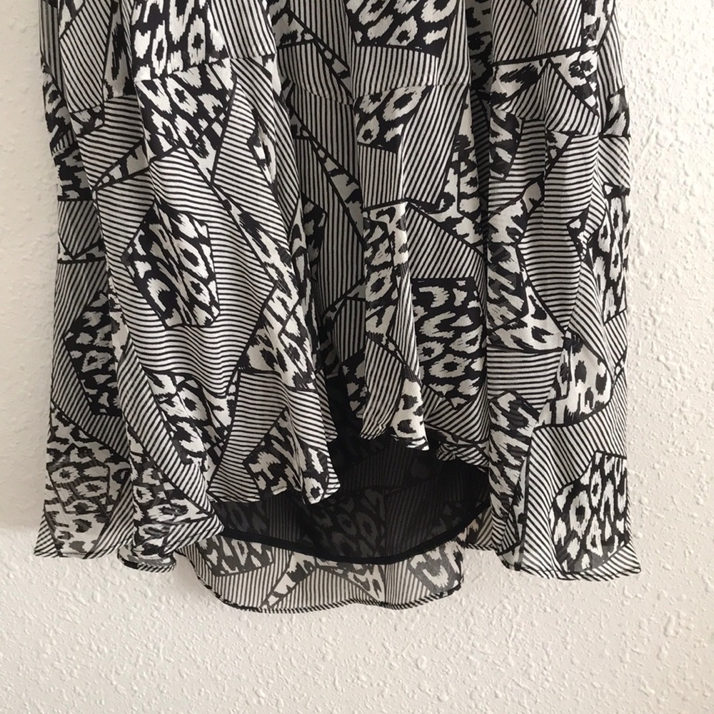 PFEIFFER DRESS - Picture 3 of 3